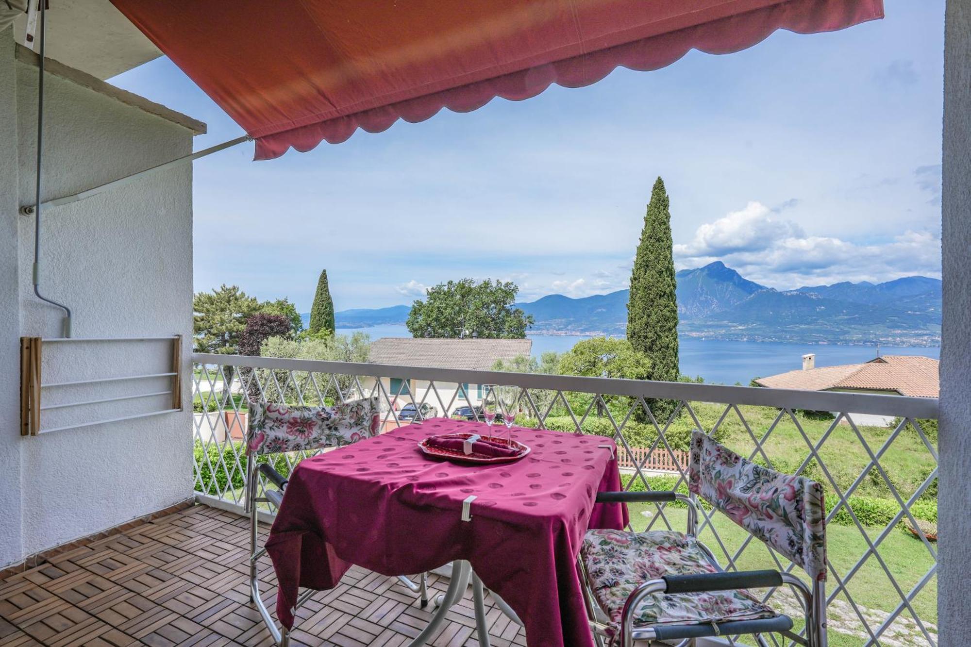 Garda Panoramic House Lejlighed Albisano Eksteriør billede