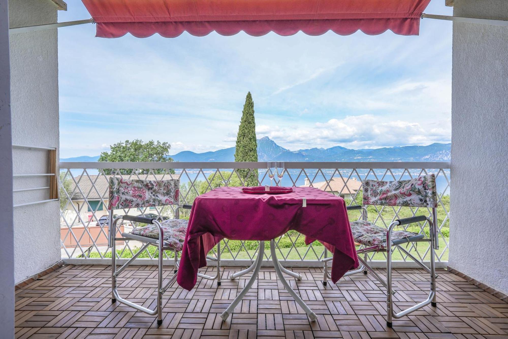 Garda Panoramic House Lejlighed Albisano Eksteriør billede