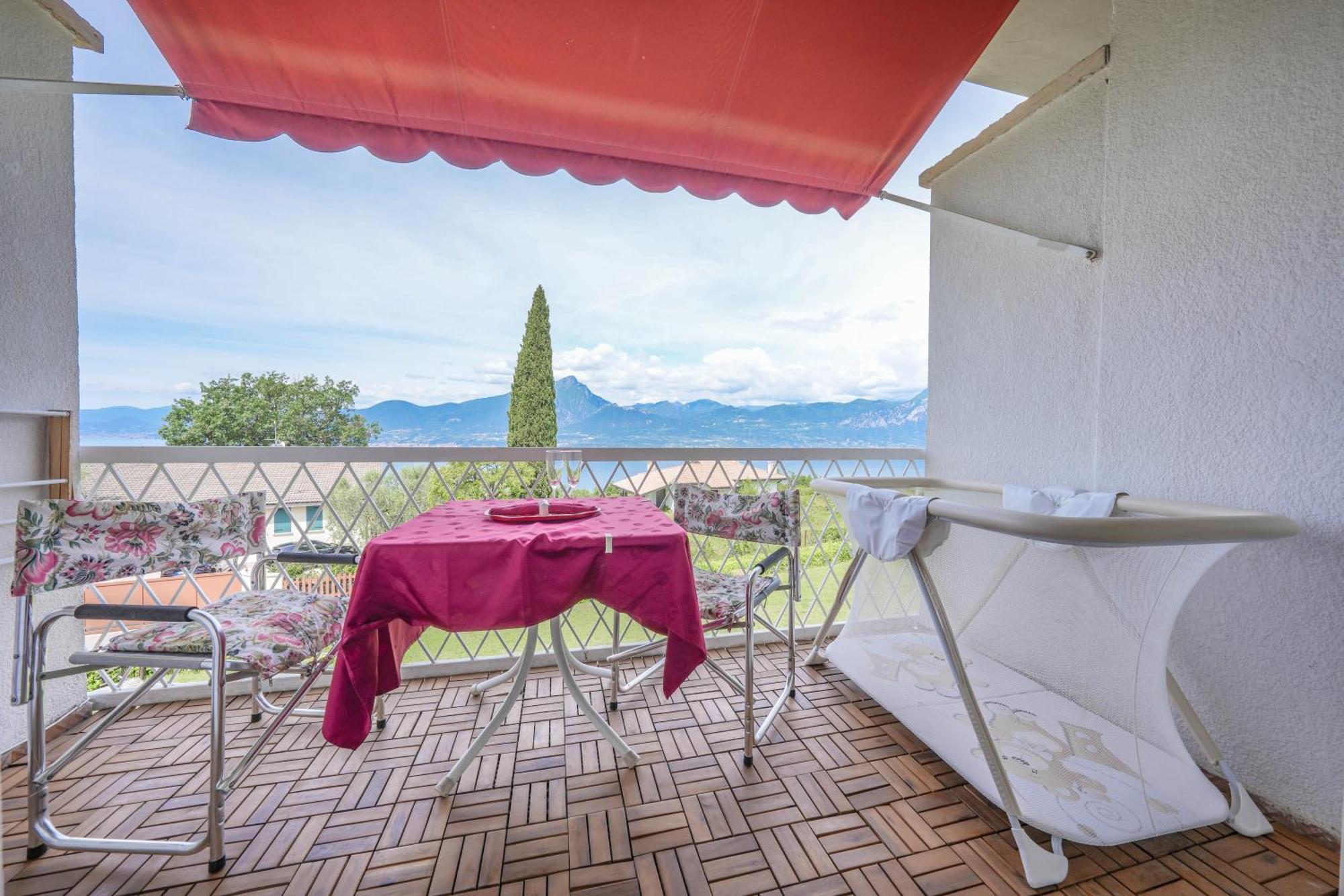 Garda Panoramic House Lejlighed Albisano Eksteriør billede