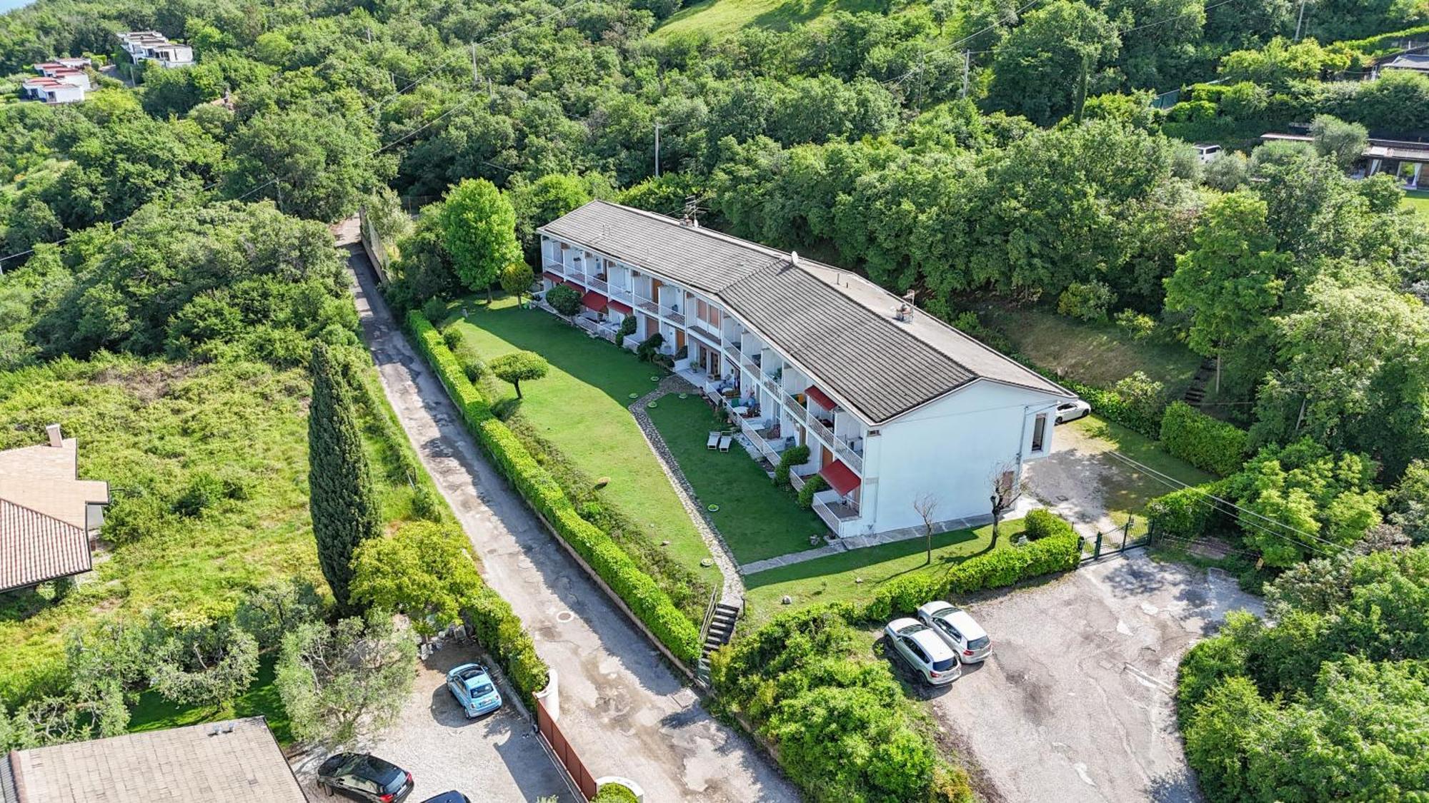 Garda Panoramic House Lejlighed Albisano Eksteriør billede